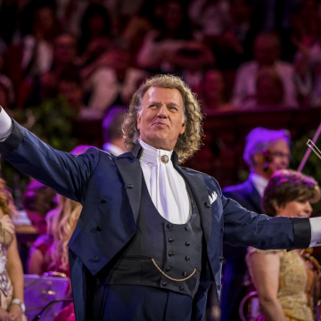 AndrÃ© Rieu Waltzes into Theatres Across Canada in His 2019 Maastricht Concert: Shall We Dance?
